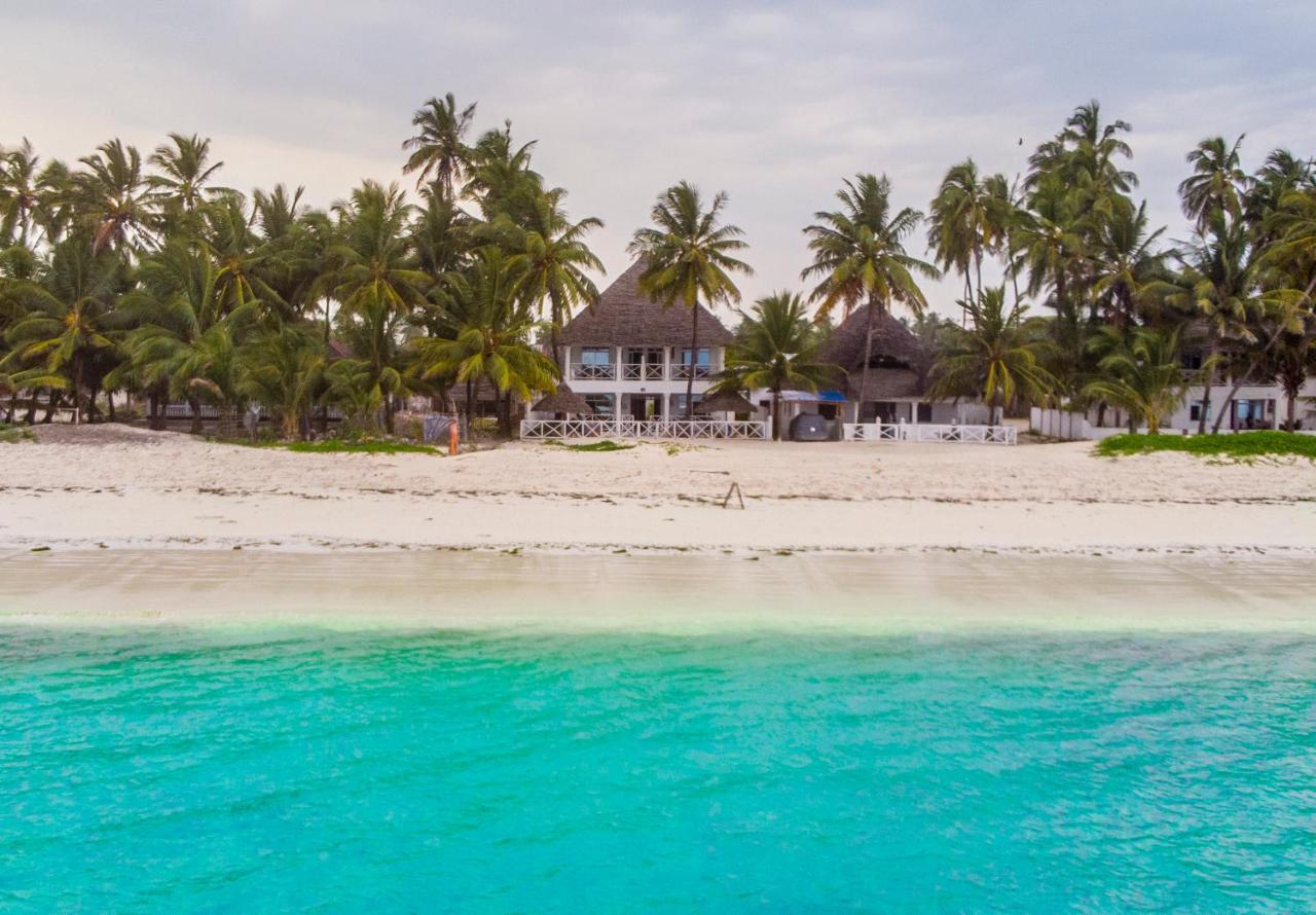The African Paradise Beach Hotel Bwejuu Exterior photo